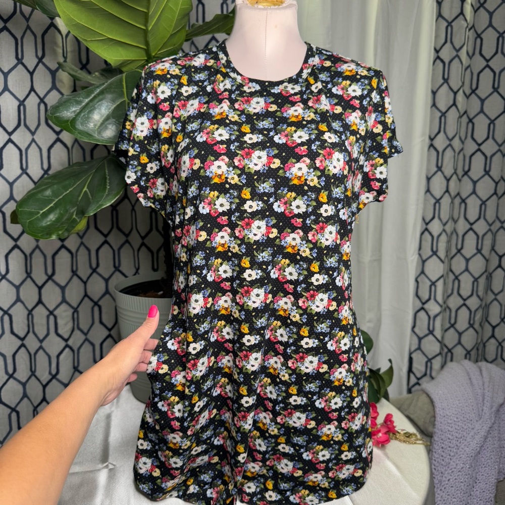 🪻 Lularoe Medium Floral Dress 🪻